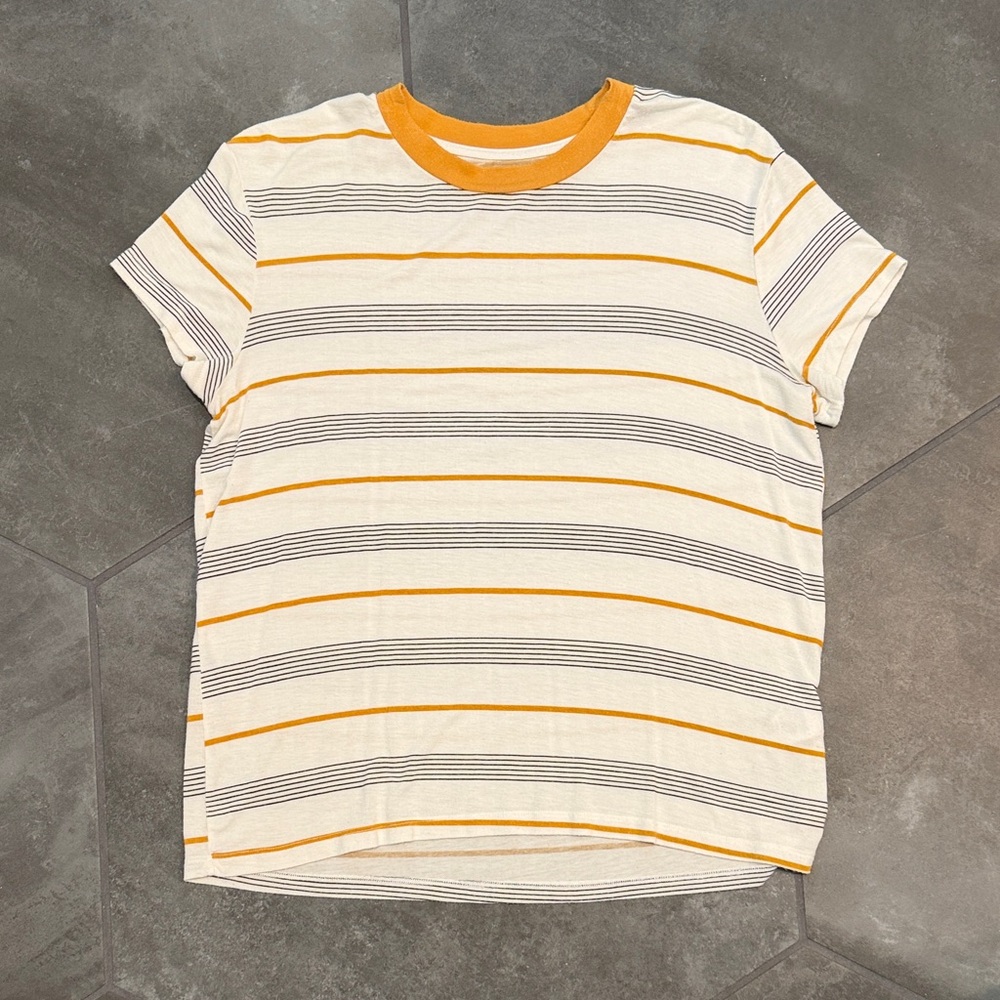 RVCA t-shirt